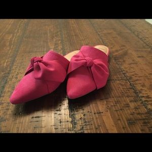 A New Day pink slides, size 6. NEW!